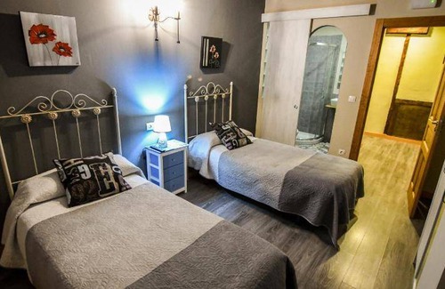 Castrojeriz Hostel | 80 m² Hostel ∙ 2 bedrooms ∙ 4 guests