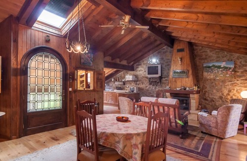 Herrerias House | 80 m² House ∙ 2 bedrooms ∙ 4 guests