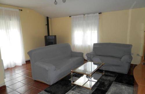 Torrecaballeros House | 80 m² House ∙ 2 bedrooms ∙ 5 guests
