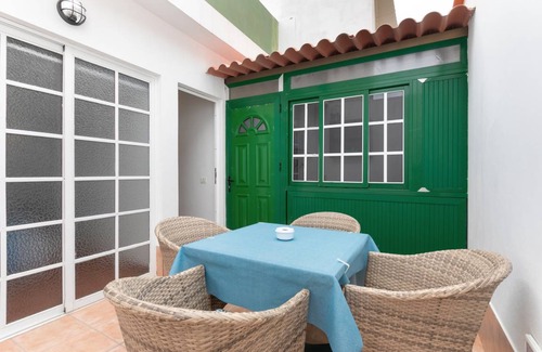 Las Arenas Apartment | 82 m² Apartment ∙ 3 bedrooms ∙ 7 guests
