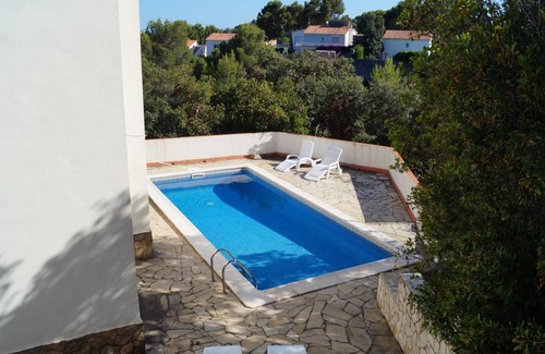 Canyelles Villa | 85 m² Villa ∙ 4 bedrooms ∙ 8 guests