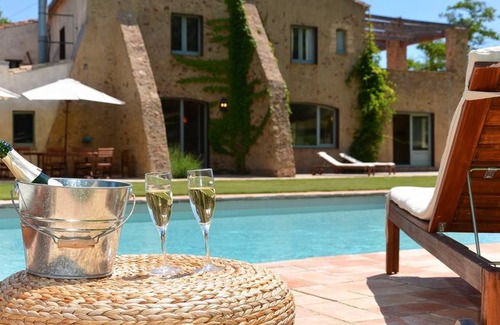 Cruilles Villa | 850 m² Villa ∙ 6 bedrooms ∙ 16 guests