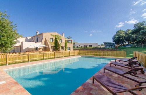 Cruilles Villa | 850 m² Villa ∙ 6 bedrooms ∙ 16 guests