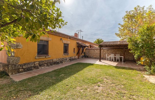 El Arenal House | 89 m² House ∙ 3 bedrooms ∙ 6 guests