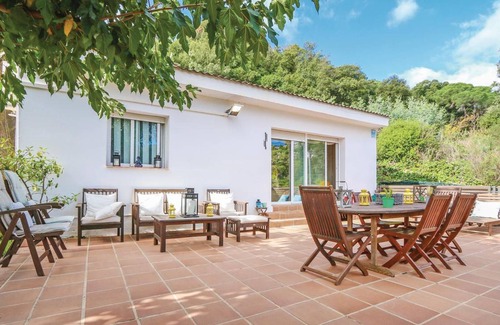 Sant Cebria de Vallalta House | 90 m² House ∙ 3 bedrooms ∙ 5 guests
