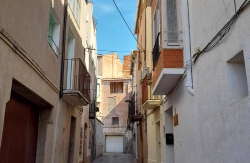 Vinebre Apartment | 90 m² Apartment ∙ 3 bedrooms ∙ 6 guests