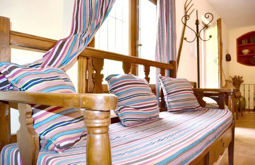 Siles House | 90 m² House ∙ 3 bedrooms ∙ 5 guests