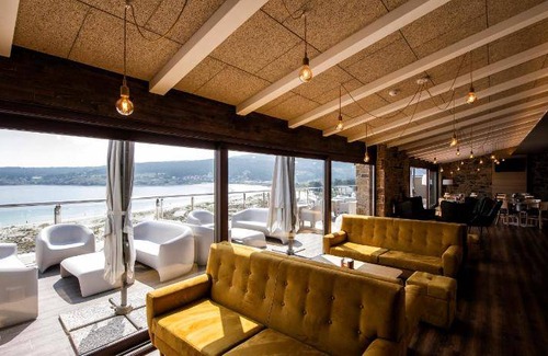 Laxe Apartment | 90 m² Serviced apartment ∙ 3 bedrooms ∙ 127 guests