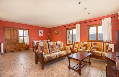 Valle de Lierp Apartment | 95 m² Apartment ∙ 3 bedrooms ∙ 9 guests