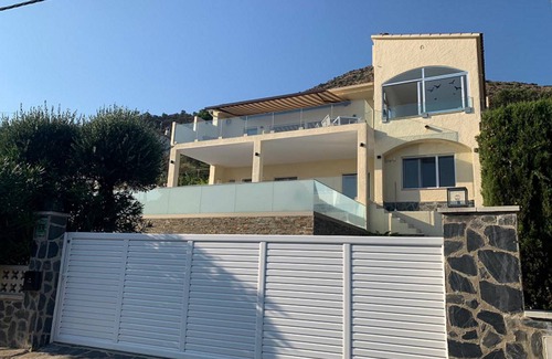 El Mas Fumats Villa | 96 m² Villa ∙ 3 bedrooms ∙ 6 guests