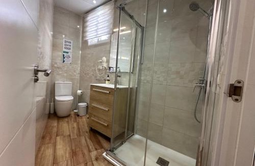 Carihuela Apartment | A8 - Apartamento en La Carihuela, 2 dormitorios, Wifi, a 100 metros de la playa