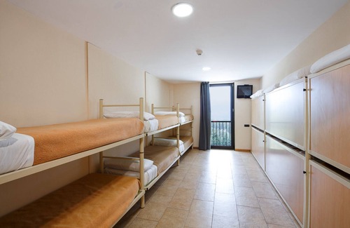 Alp Hostel | Abrigall Hostel Masella