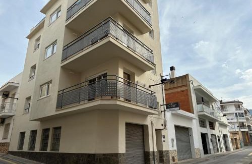 Roses Town Center Apartment | Agi Arago Apartments