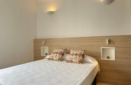 Roses Town Center Apartment | Agi Arago Apartments