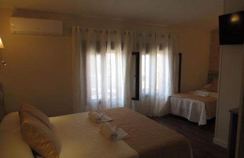 Villanueva De La Vera Hostel | Albergue El Encuentro