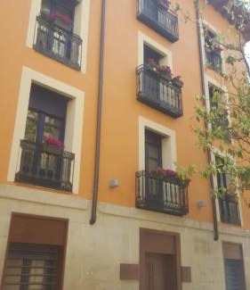 Logrono Historic Centre Hostel | Albergue Logroño Centro