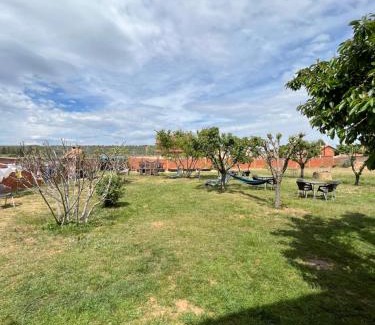 Murias de Rechivaldo Hostel | Albergue Rural Las Águedas