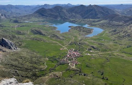 Cubillas de Arbas Hostel | Albergue Valle de Arbas