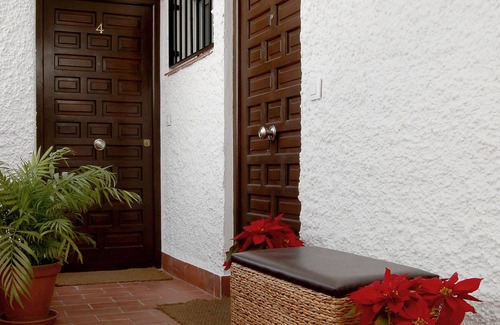 Malaga-Este Apartment | Apart. 3, Casa Malaga with sea views & balcony