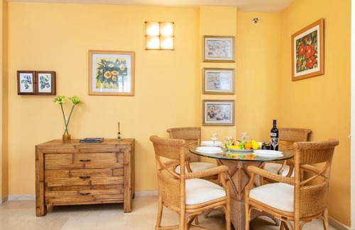Torrequebrada Apartment | Apartamento frente al mar