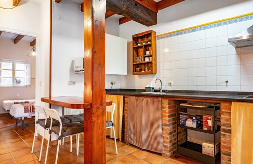 San Juan de Parres Apartment | Apartment 'Florenta A1' with Mountain View, Private Terrace and Wi-Fi