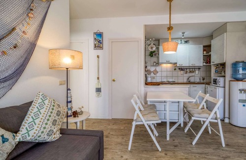 Calella Apartment | Apartment in Calella near the Beach