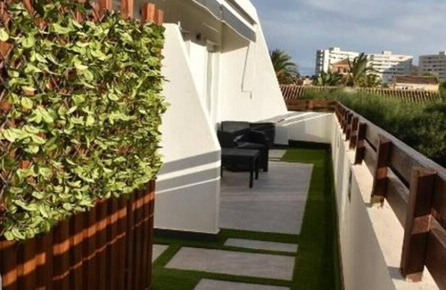 Playa Honda Apartment | Apartment 'Kauai' close to the Sea with Pool & Wi-Fi