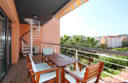 Lloret de Mar Apartment | Apartment Tramuntana by Interhome