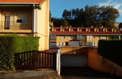 Comillas City Center Apartment | Apartment with pool