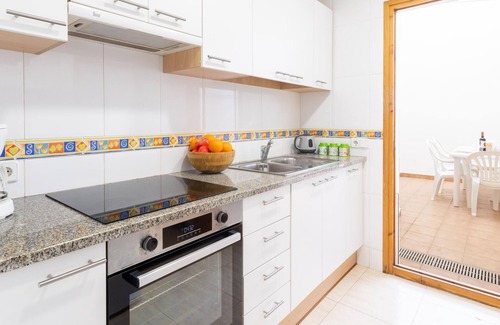 Tamariu Apartment | Apartment with sea views, very close to the beach, ideal for families