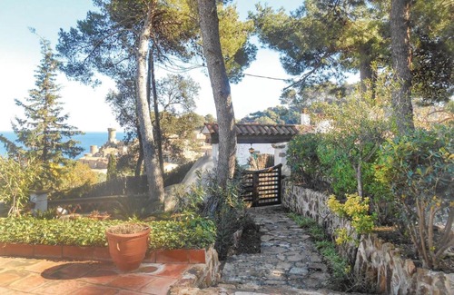 Tossa de Mar House | Awesome home in Tossa de Mar with 5 Bedrooms and WiFi