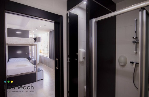 Aguilas Hostel | Bea Beach Hostel