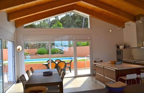 Begur Villa | *BEGUR VILLA* 4 Bedrooms | Private Pool | Free WIFI | BBQ