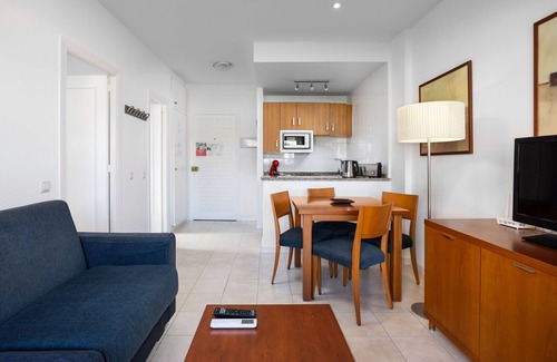 Benalmadena Costa Apartment | BenalBeach Pool Resort by Alfresco Stays