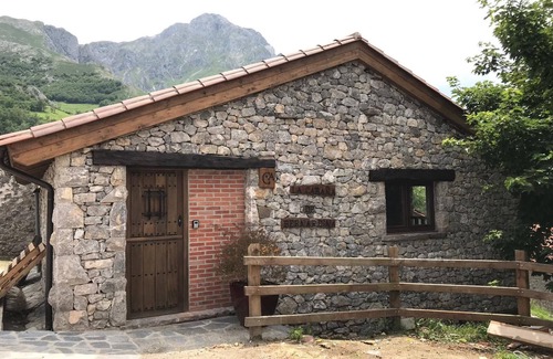 Sotres House | Bernardina's Cabin