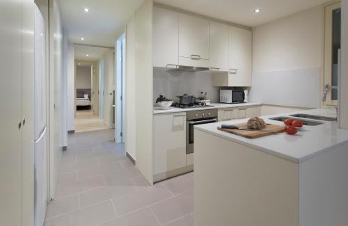 Old Town Apartment | Bravissimo Cort Reial-2A
