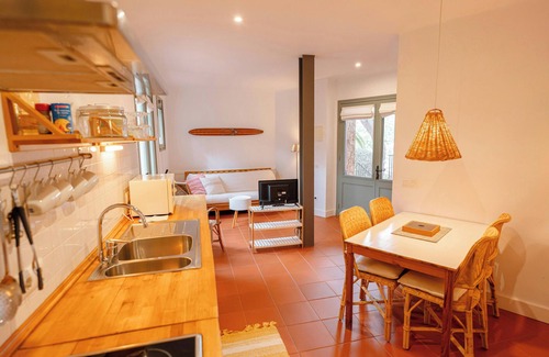 Tamariu Apartment | Bright 1-Bed by Tamariu Beach –Cozy Coastal Escape