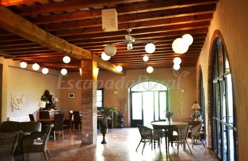 Bascara Cottage | Cabin ∙ 10 bedrooms ∙ 4 guests