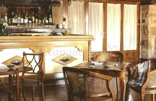 Naveda Cottage | Cabin ∙ 11 bedrooms ∙ 21 guests