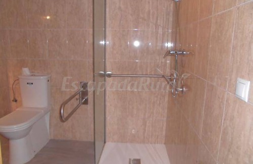 Fuentes de Ebro Cottage | Cabin ∙ 17 bedrooms ∙ 3 guests