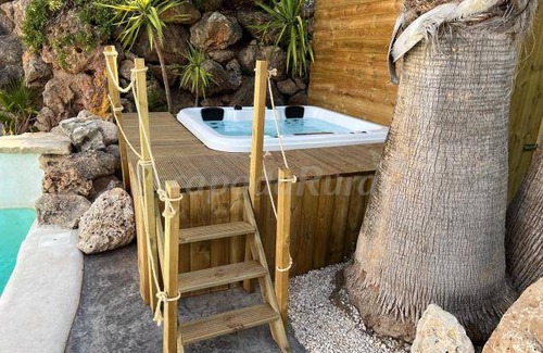 Iznajar Cottage | Cabin ∙ 2 bedrooms ∙ 4 guests