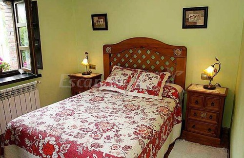 Villamayor Cottage | Cabin ∙ 3 bedrooms ∙ 8 guests