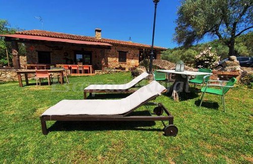 Aracena Cottage | Cabin ∙ 4 bedrooms ∙ 10 guests
