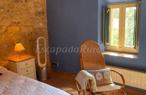 Capmany Cottage | Cabin ∙ 4 bedrooms ∙ 9 guests