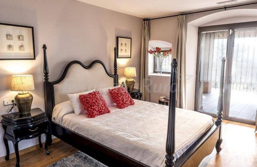 Torello Cottage | Cabin ∙ 5 bedrooms ∙ 14 guests