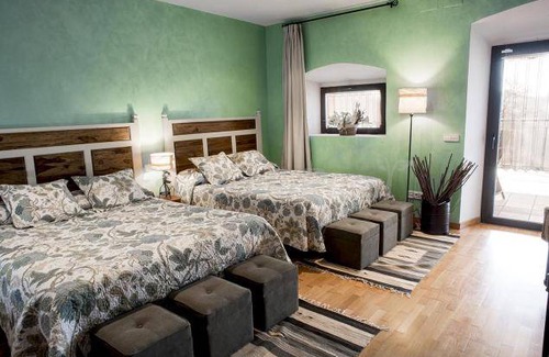 Torello Cottage | Cabin ∙ 5 bedrooms ∙ 14 guests