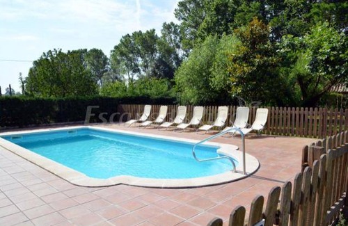 Vilobi d'Onyar Cottage | Cabin ∙ 5 bedrooms ∙ 15 guests