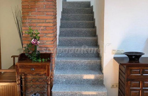 Arbucies Cottage | Cabin ∙ 9 bedrooms ∙ 10 guests
