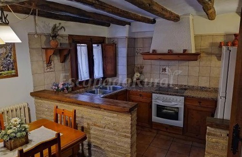 Panzano Cottage | Cabin ∙ 9 bedrooms ∙ 10 guests