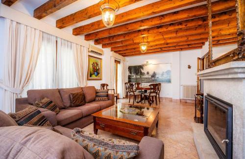 Valldemossa House | Camila